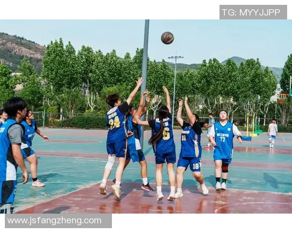 体育赛事的魅力：精彩瞬间、拼搏精神与社会影响回顾